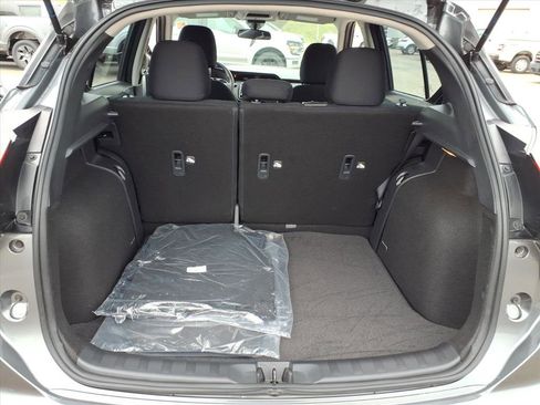 Used 2024 Nissan Kicks S image 10