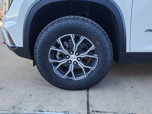 New 2026 GMC Acadia AT4 w/ Luxury Package image 59