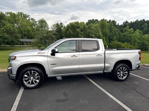 Used 2020 Chevrolet Silverado 1500 LT w/ Texas Edition image 23