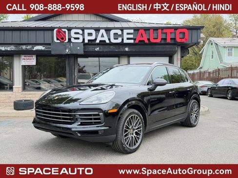 Used 2019 Porsche Cayenne AWD/4WD image 1