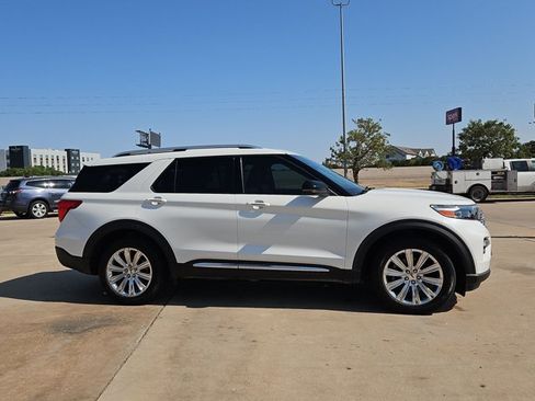 Used 2020 Ford Explorer Limited AWD/4WD image 4