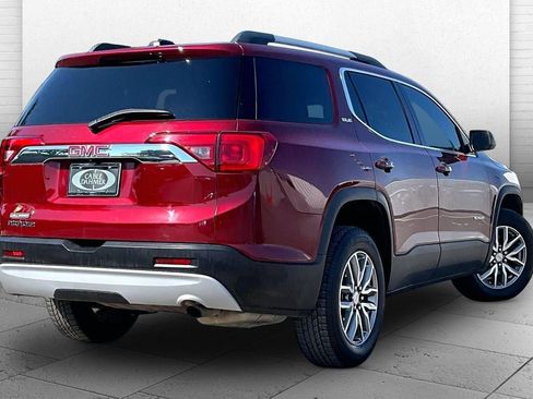 Used 2018 GMC Acadia SLE FWD image 13
