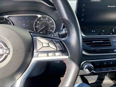 Used 2023 Nissan Altima 2.5 SR w/ SR Premium Package AWD/4WD image 19