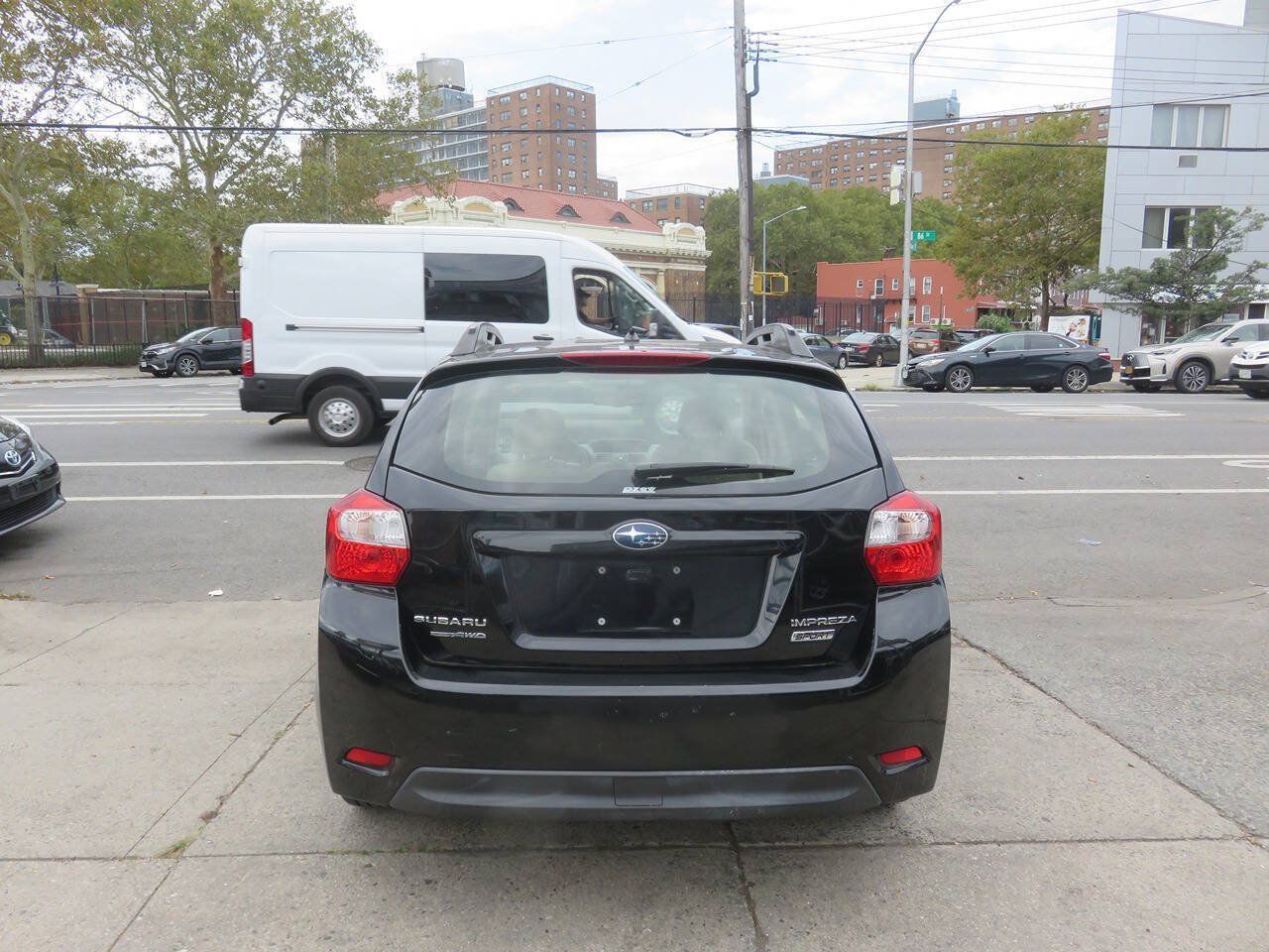 Used 2014 Subaru Impreza 2.0i Sport Premium AWD/4WD image 9