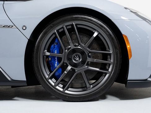 Used 2023 Maserati MC20 Spyder image 19