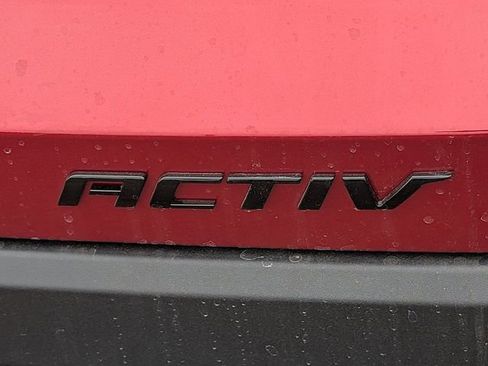 New 2026 Chevrolet Equinox ACTIV image 11