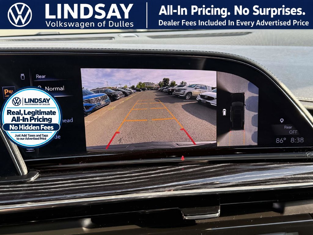 Used 2022 Cadillac Escalade ESV Sport w/ Touring Package AWD/4WD image 18