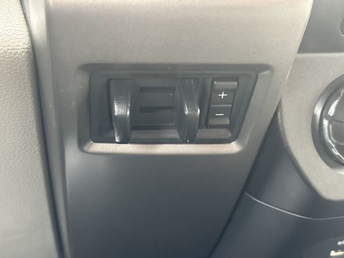 Used 2018 Ford F250 XLT AWD/4WD image 25