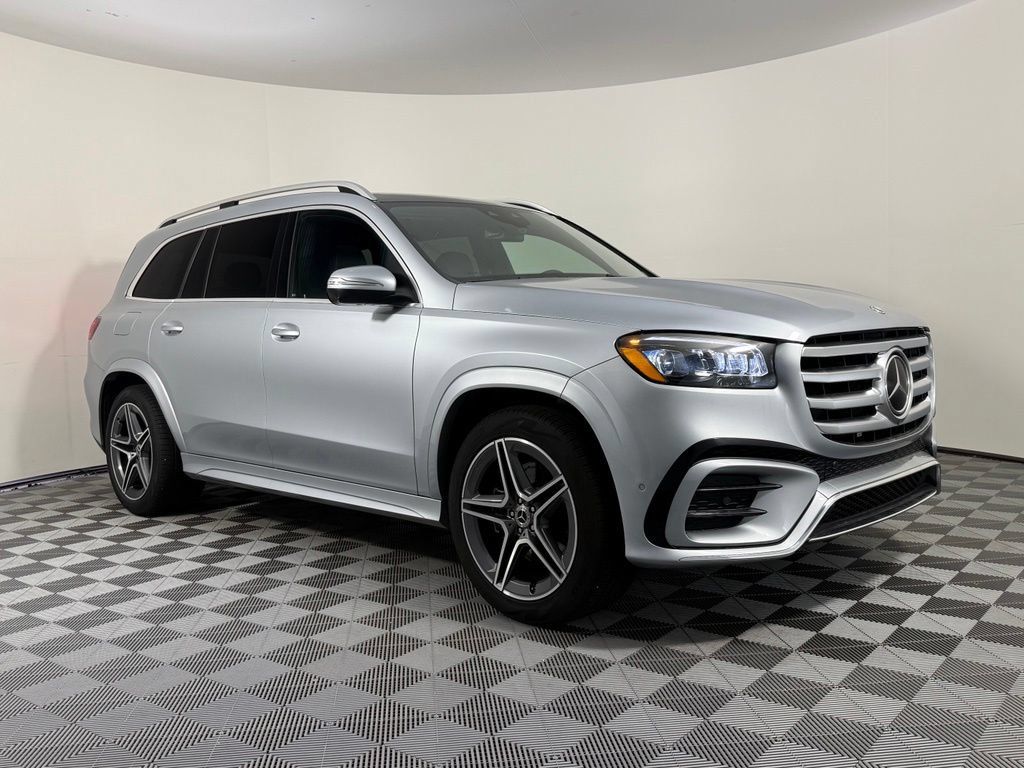 Certified 2025 Mercedes-Benz GLS 450 4MATIC w/ AMG Line Exterior image 9