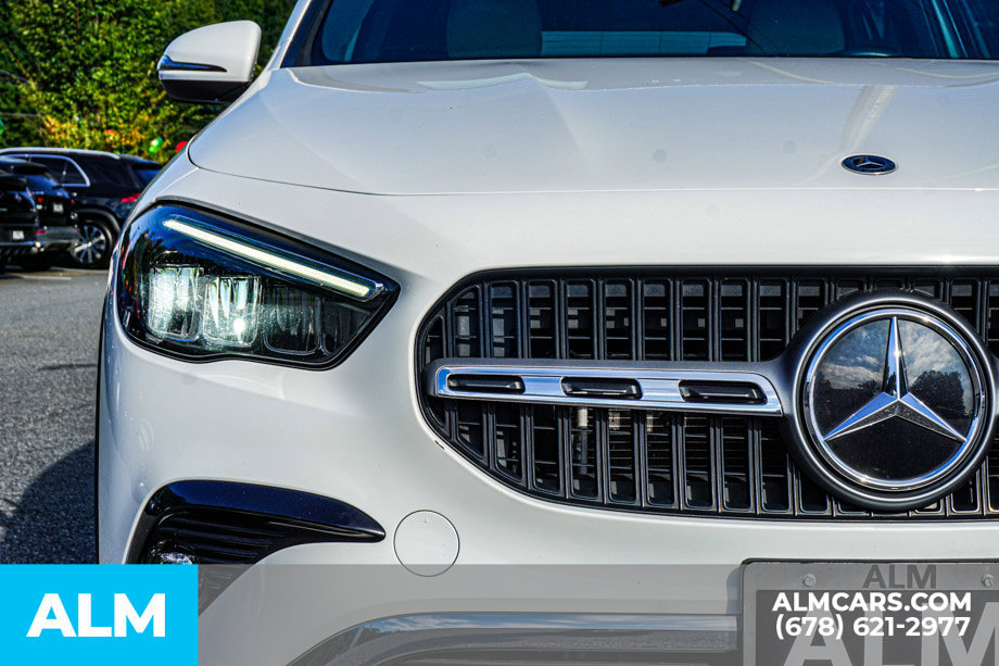 Used 2025 Mercedes-Benz GLA 250 4MATIC image 11
