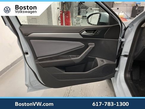 New 2026 Volkswagen Jetta SE image 24