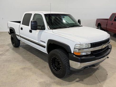 Used 2002 Chevrolet Silverado 2500 LS w/ Snow Plow Prep Pkg AWD/4WD image 6