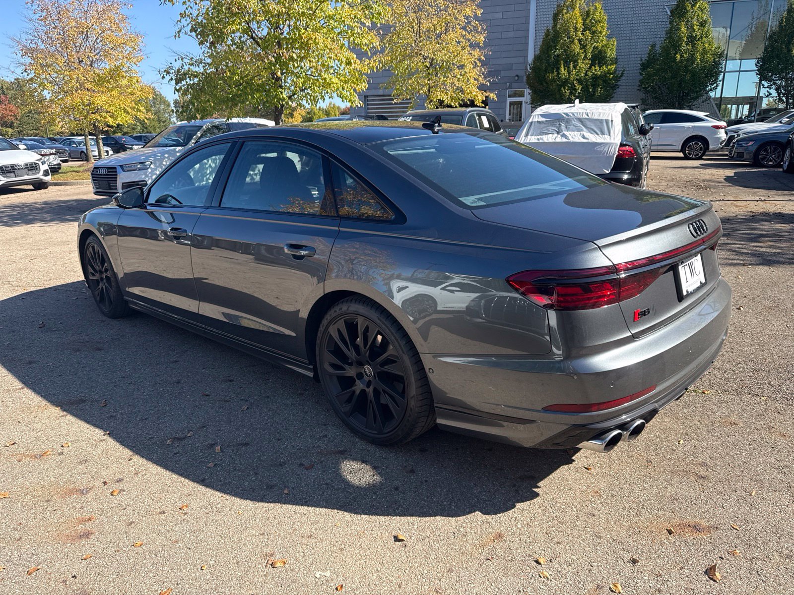 Used 2025 Audi S8 w/ Executive Package AWD/4WD image 3