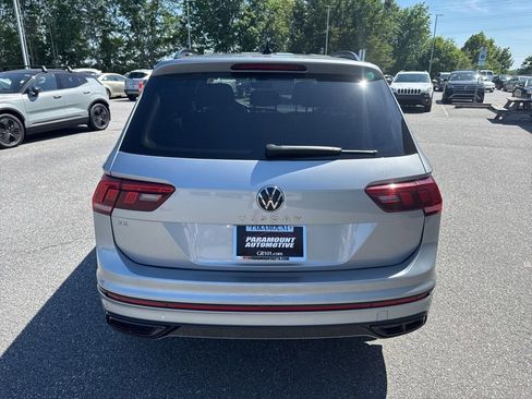 Certified 2023 Volkswagen Tiguan SE R-Line FWD image 6