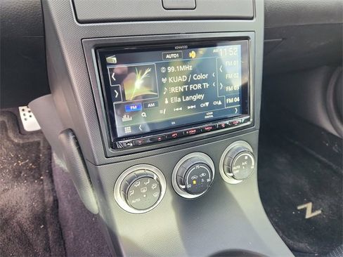 Used 2005 Nissan 350Z Touring image 17