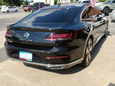 Used 2021 Volkswagen Arteon SE FWD image 4
