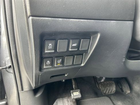 Used 2019 INFINITI QX60 Luxe w/ Essential Package image 17