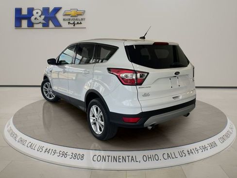 Used 2017 Ford Escape SE AWD/4WD image 4