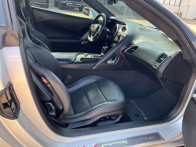 Used 2017 Chevrolet Corvette Stingray Coupe w/ 3LT Preferred Equipment Group RWD image 27