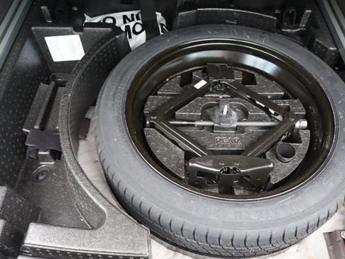 Used 2019 Cadillac XT5 Premium Luxury image 24