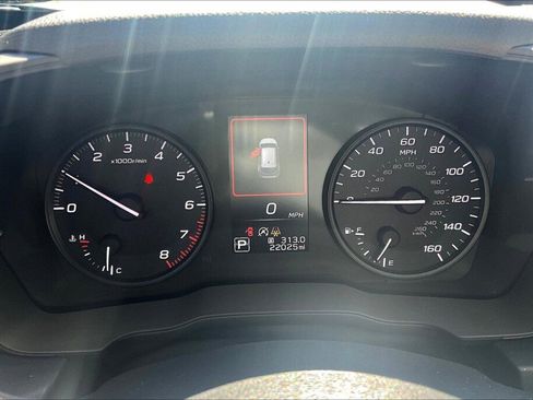 Certified 2024 Subaru Impreza 2.0i image 8