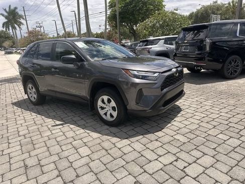 Used 2024 Toyota RAV4 LE FWD image 16