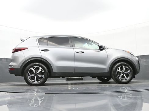 Used 2021 Kia Sportage LX w/ LX AWD Popular Package image 45