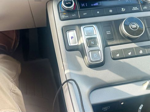 Used 2024 Hyundai Palisade Limited FWD image 22