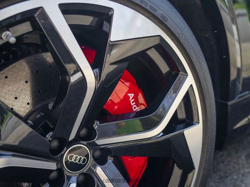 Used 2023 Audi RS Q8 AWD/4WD image 53