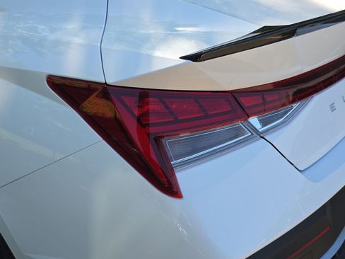 Used 2025 Hyundai Elantra SEL FWD image 34