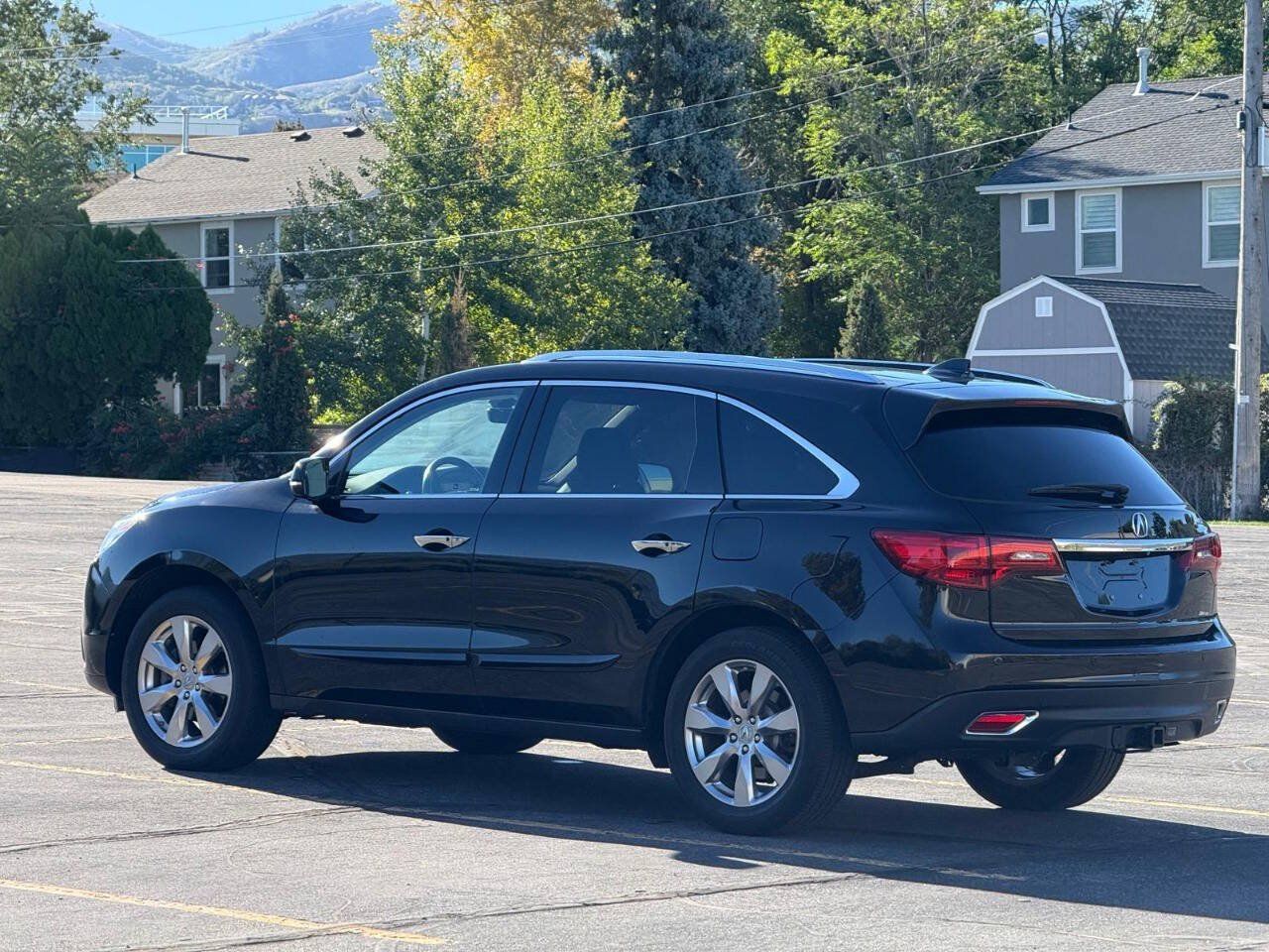 Used 2016 Acura MDX w/ Advance Package AWD/4WD image 3