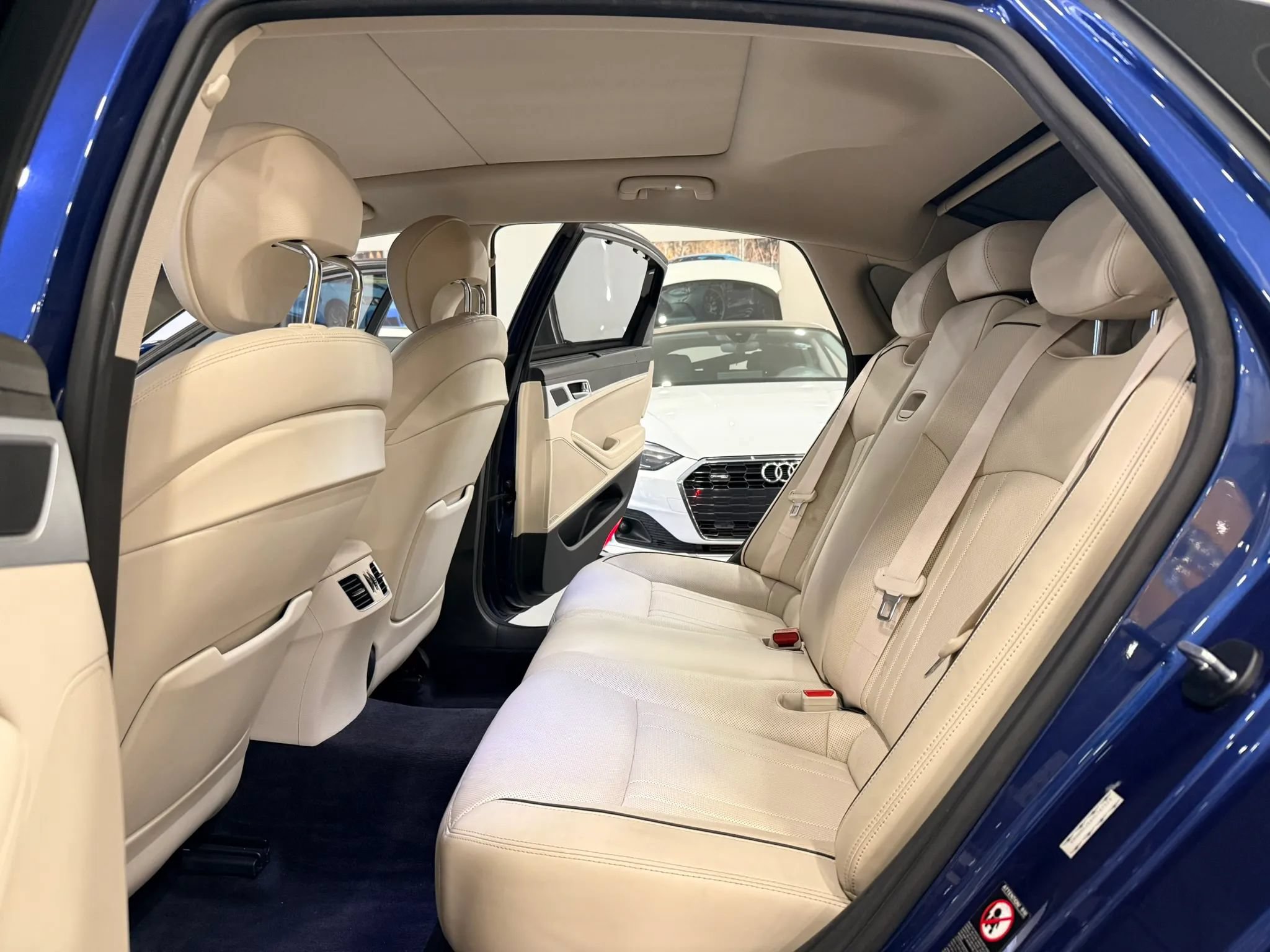 Used 2017 Genesis G80 3.8 w/ Option Group 03 RWD image 17