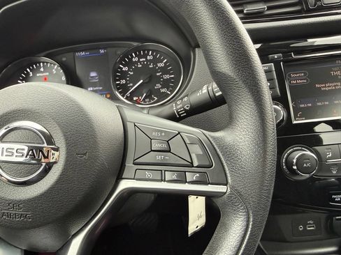 Used 2022 Nissan Rogue Sport S AWD/4WD image 24