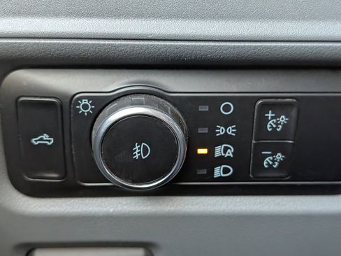 Used 2023 Ford F150 XLT image 15