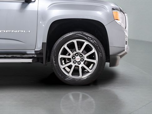Used 2021 GMC Canyon Denali AWD/4WD image 7