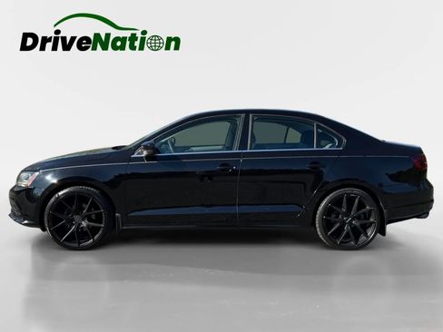 Used 2017 Volkswagen Jetta S image 8