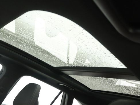 New 2026 Mercedes-Benz GLC 43 AMG 4MATIC image 15