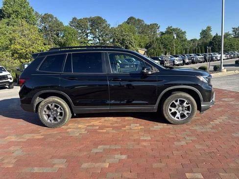 Certified 2023 Honda Passport TrailSport image 24