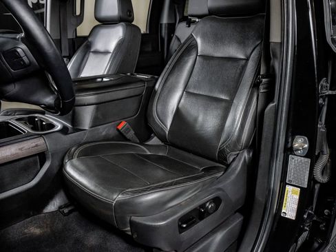 Used 2020 Chevrolet Silverado 3500 LTZ w/ LTZ Plus Package AWD/4WD image 29