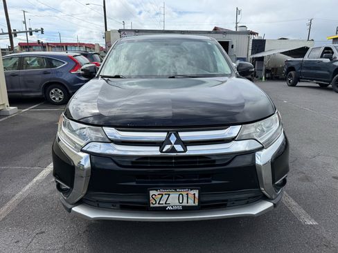 Used 2016 Mitsubishi Outlander SE image 8