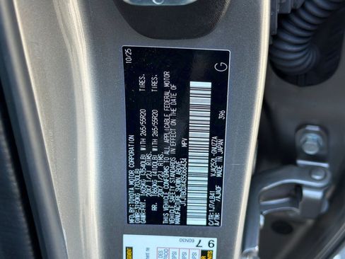 Certified 2025 Lexus GX 550 w/ Accessory Package (Z1) AWD/4WD image 40