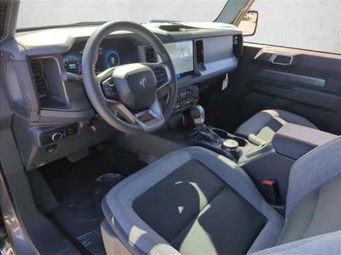 New 2025 Ford Bronco 2-Door image 3