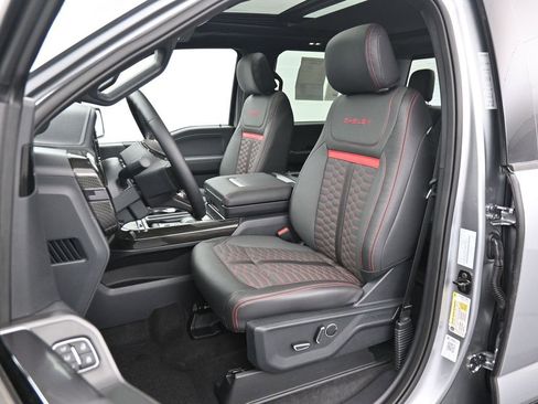 New 2025 Ford F150 Lariat w/ Equipment Group 502A High image 8