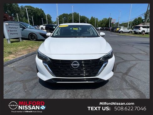 Certified 2025 Nissan Sentra SV w/ All-Weather Package FWD image 7