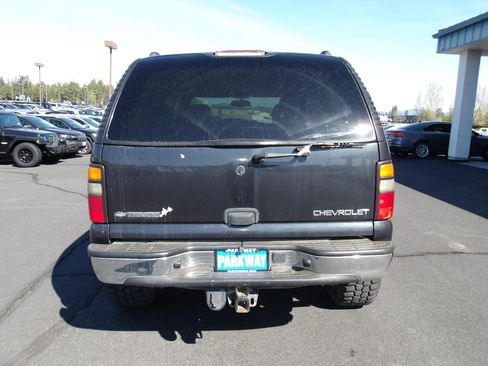 Used 2004 Chevrolet Tahoe LS AWD/4WD image 4