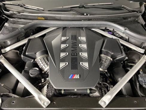 Certified 2025 BMW X7 M60i image 35