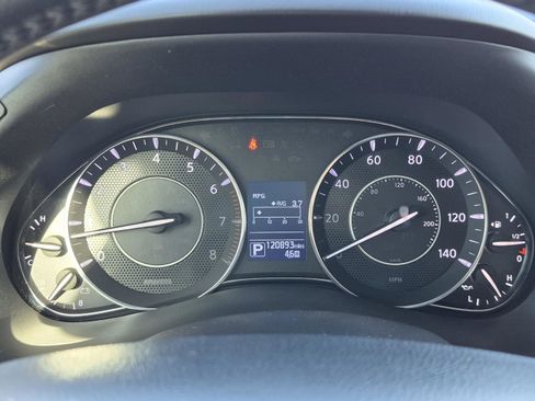 Used 2018 Nissan Armada Platinum w/ Captain Seat Package RWD image 39