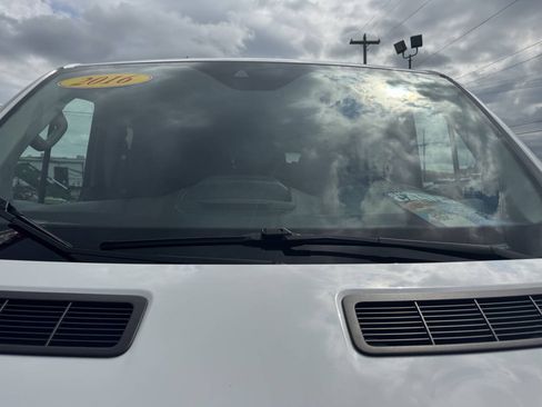 Used 2016 Ford Transit 350 XLT RWD image 11