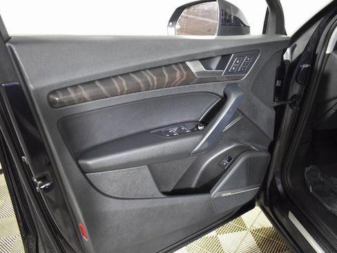 Used 2018 Audi Q5 2.0T Premium Plus w/ Premium Plus Package image 7