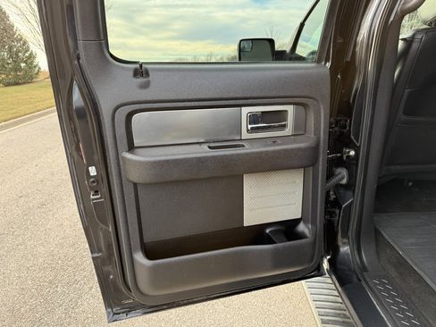 Used 2014 Ford F150 FX4 w/ Equipment Group 402A Luxury image 39